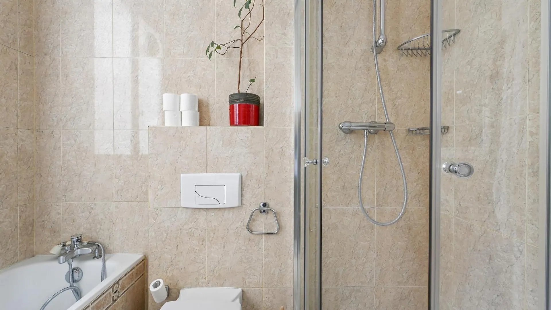 Veeve - Gardenside Glamour Apartment *